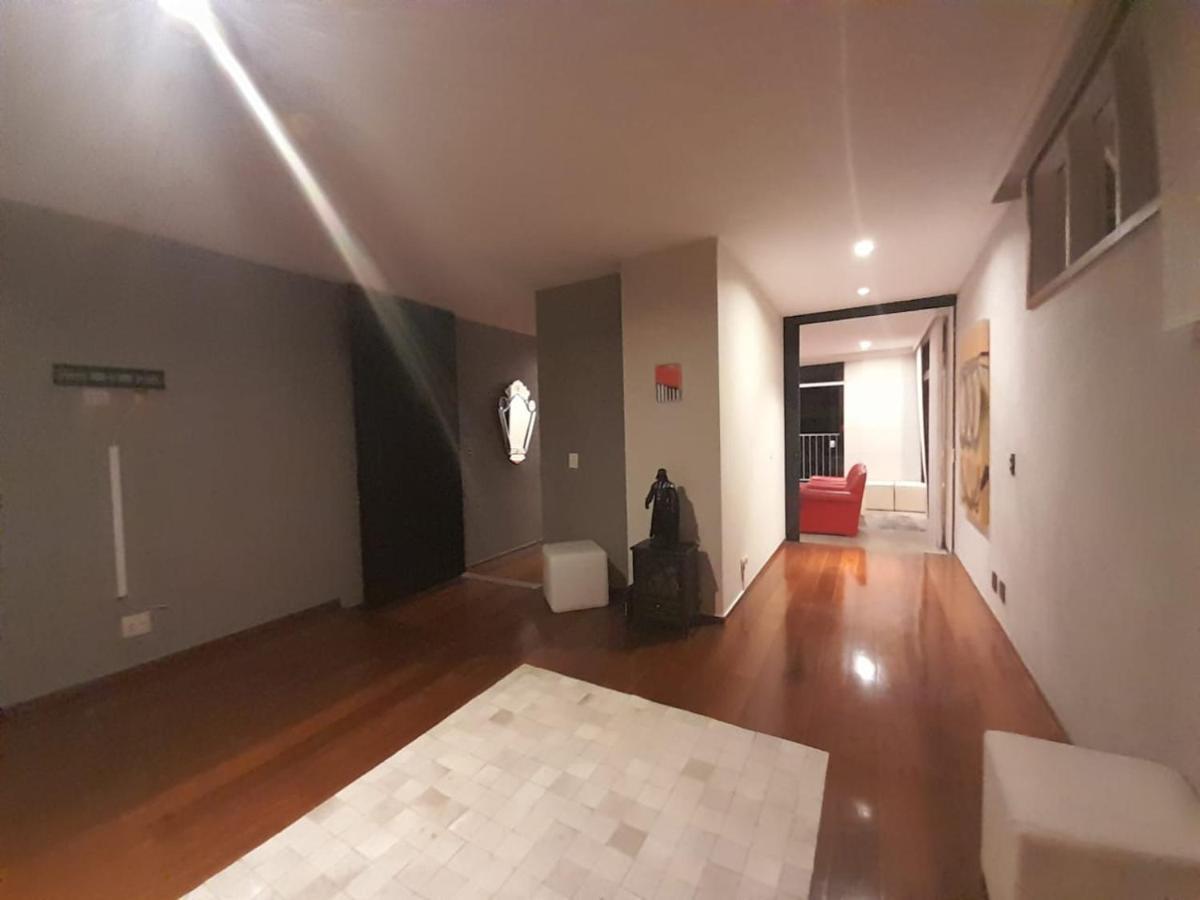 Apartamento Charmosa Cobertura Em Ipanema Na Quadra Da De Quarto, Sala, Terraço E Sauna Rio de Janeiro