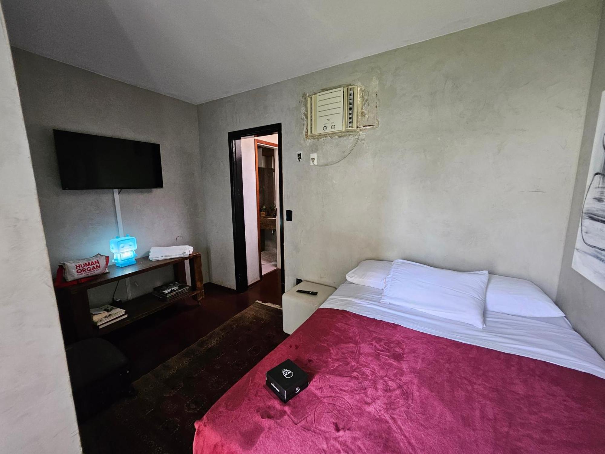 Apartamento Charmosa Cobertura Em Ipanema Na Quadra Da De Quarto, Sala, Terraço E Sauna Rio de Janeiro